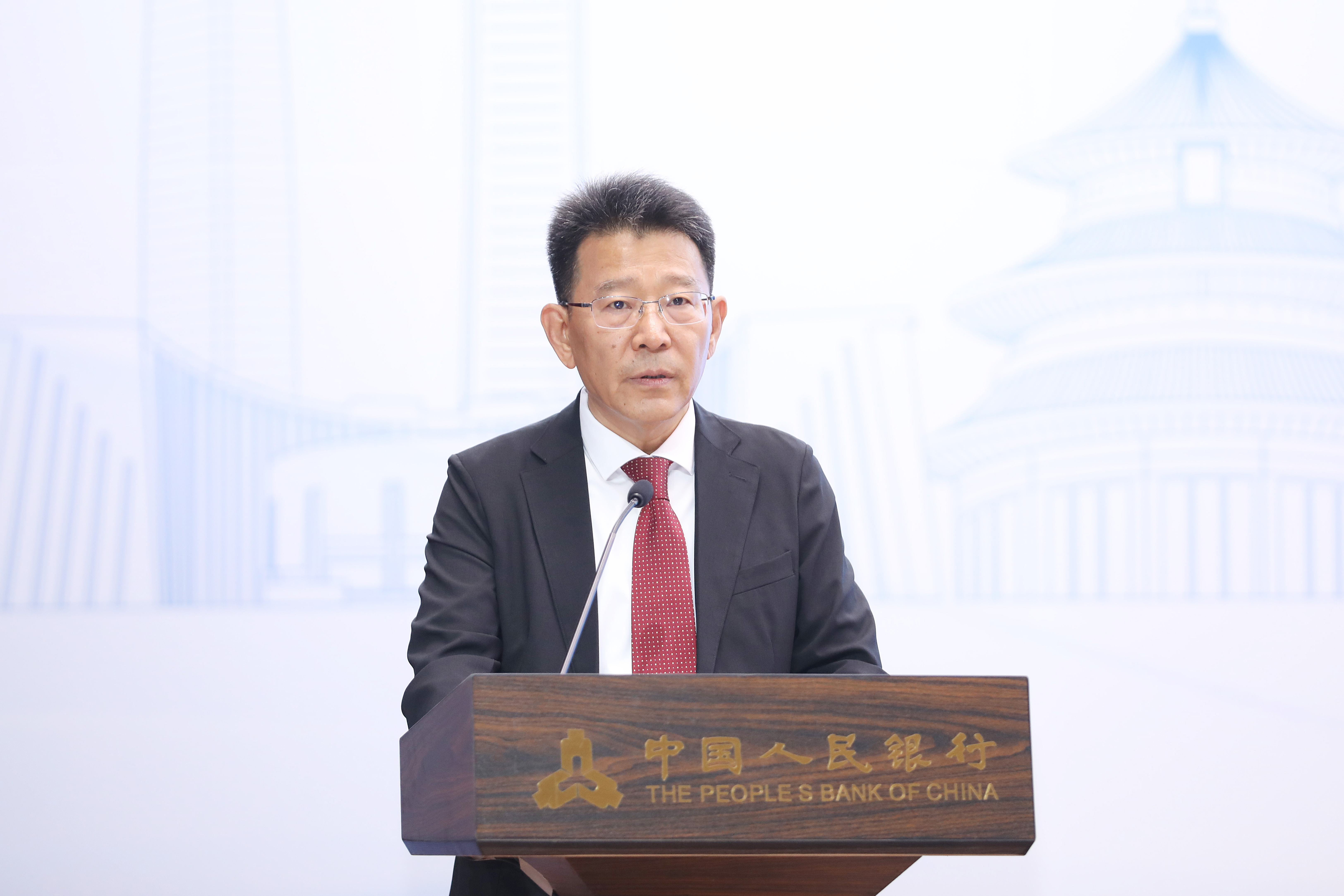 中央港澳工作辦公室、國務院港澳事務辦公室副主任王靈桂於啟動儀式上致辭。